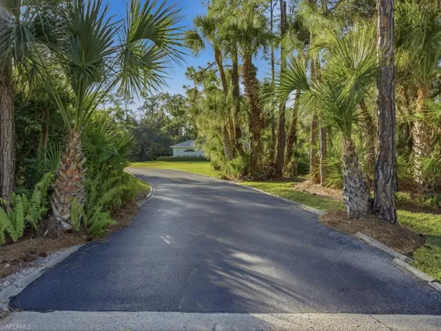 2053  17th SW ST, Naples, FL 34117