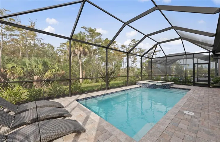 Custom Pool with Built in Spa