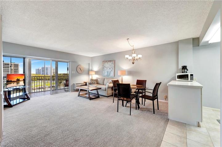 1 Bluebill AVE # 702, NAPLES FL 34108
