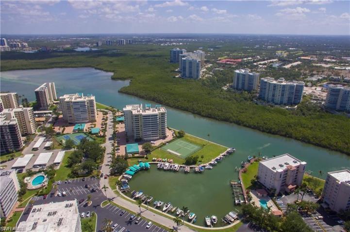 1 Bluebill AVE # 702, NAPLES FL 34108