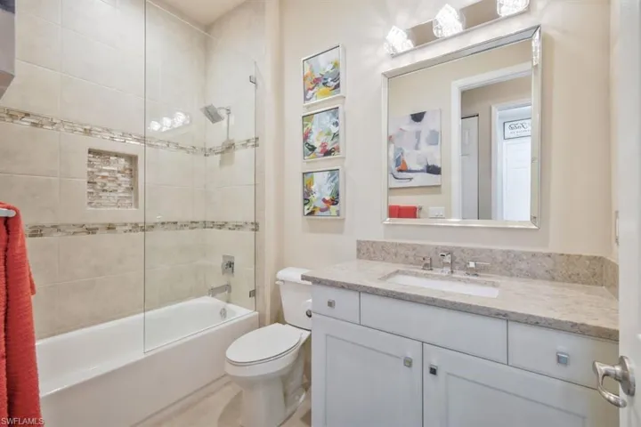 13804  Luna  DR, Naples, FL 34109