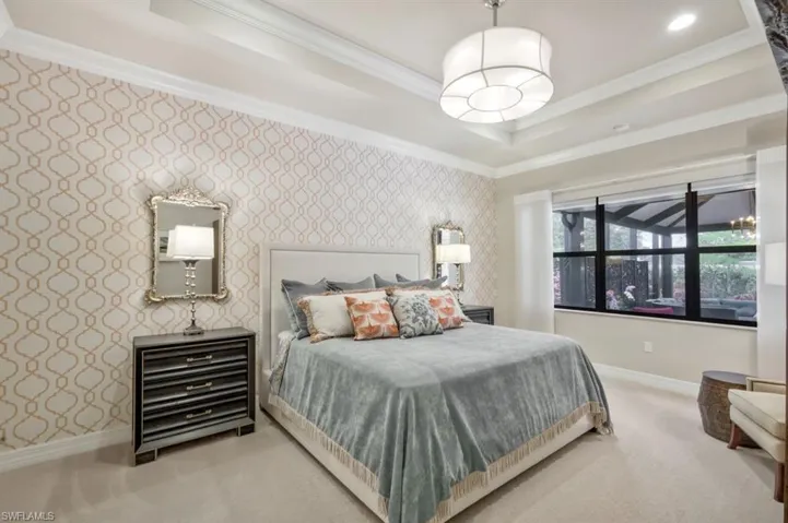 13804  Luna  DR, Naples, FL 34109