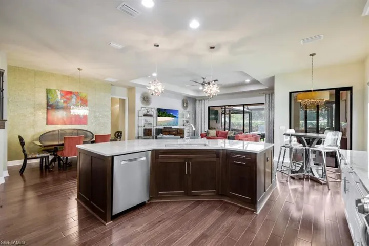 13804  Luna  DR, Naples, FL 34109