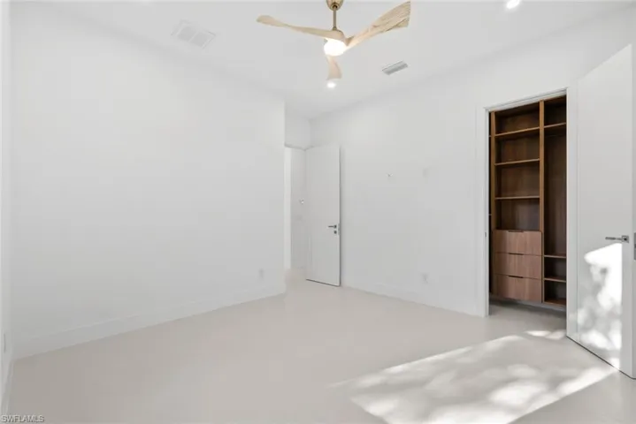 2509 Sw 28th Ter, Cape Coral, Florida 33914