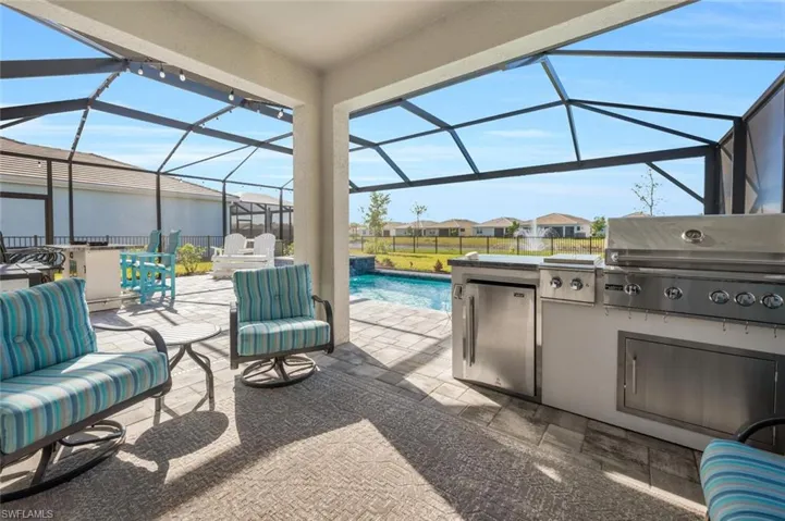 Outdoor kitchen area