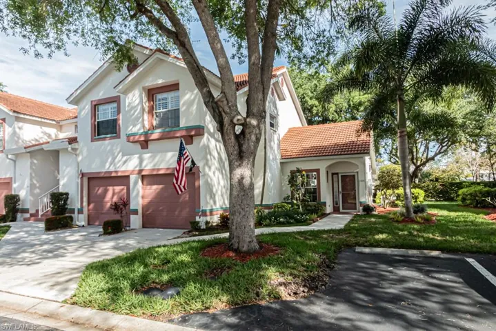 673  Windsor  SQ, Naples, FL 34104