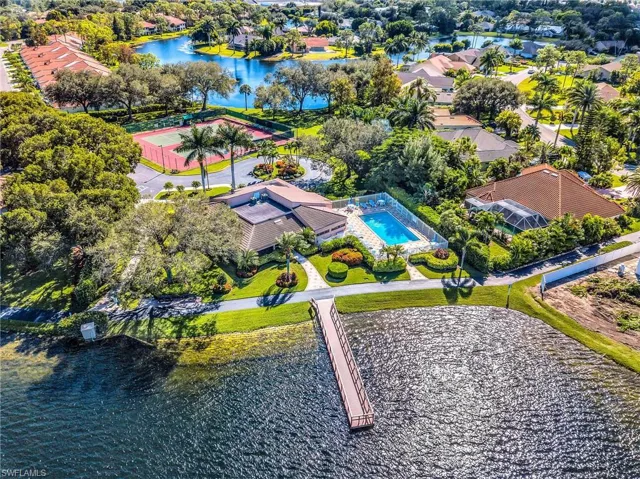 749 Landover Cir 203, Naples, Florida 34104