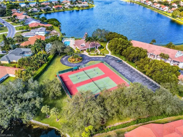 749 Landover Cir 203, Naples, Florida 34104