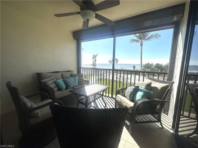10475  GULF SHORE  DR, Naples, FL 34108