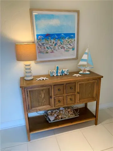 10475  GULF SHORE  DR, Naples, FL 34108