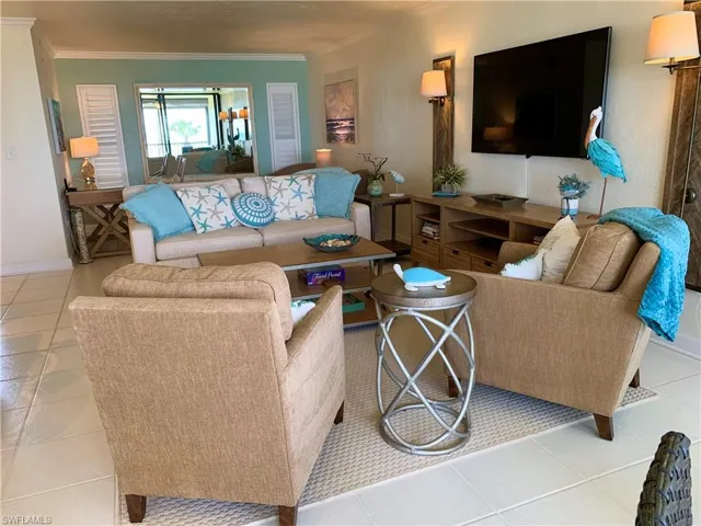 10475  GULF SHORE  DR, Naples, FL 34108