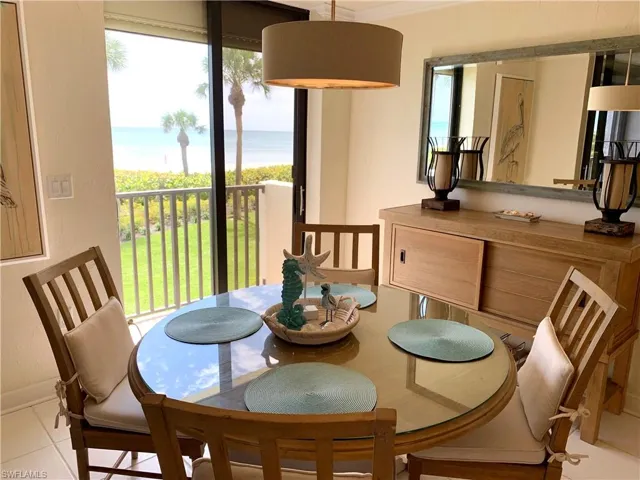 10475  GULF SHORE  DR, Naples, FL 34108