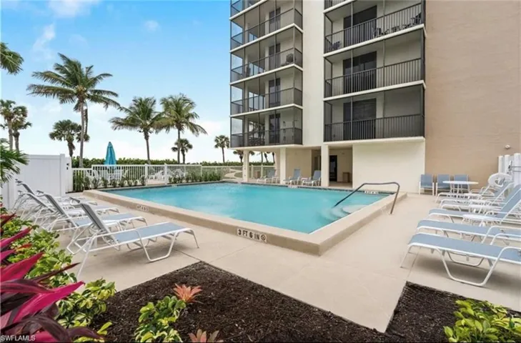 10475  GULF SHORE  DR, Naples, FL 34108