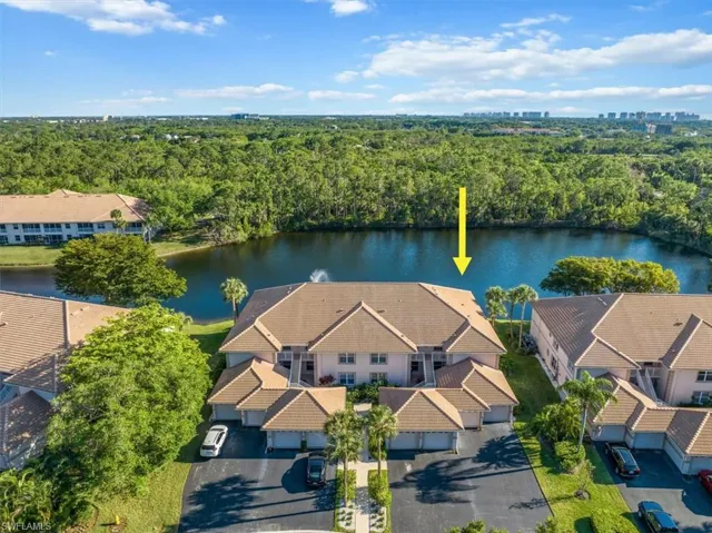 1032  Manor Lake  DR, Naples, FL 34110