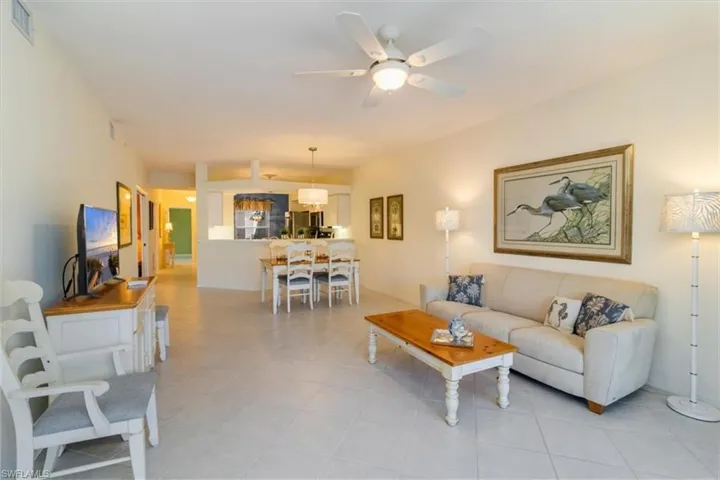 1032  Manor Lake  DR, Naples, FL 34110