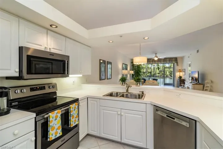 1032  Manor Lake  DR, Naples, FL 34110