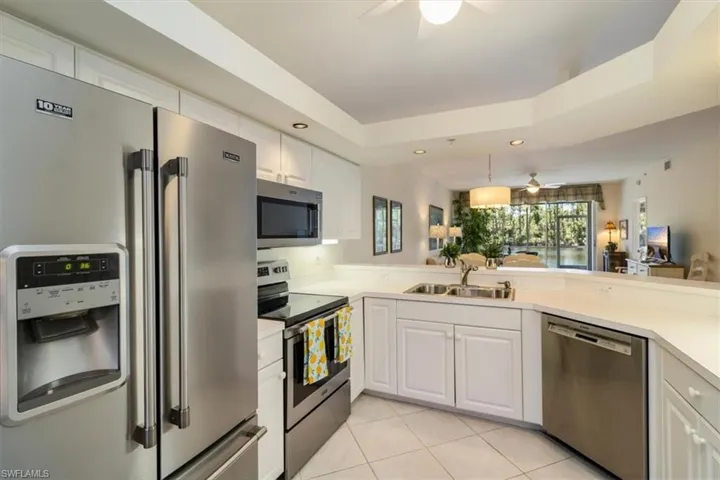 1032  Manor Lake  DR, Naples, FL 34110