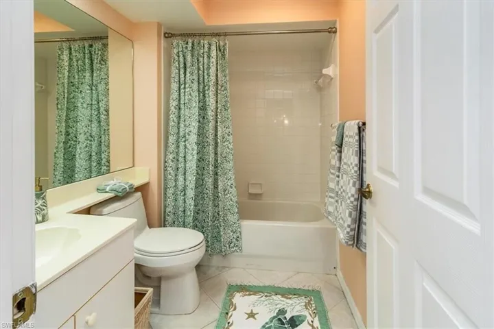 1032  Manor Lake  DR, Naples, FL 34110