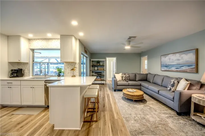 4426 Se 9th Ave, Cape Coral, Florida 33904