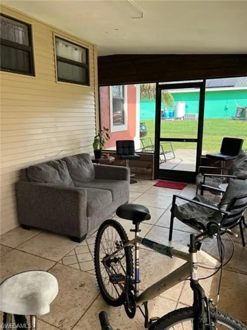 3914 4th St W, Lehigh Acres, Florida 33971