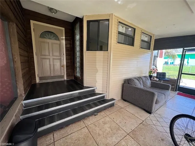 3914 4th St W, Lehigh Acres, Florida 33971