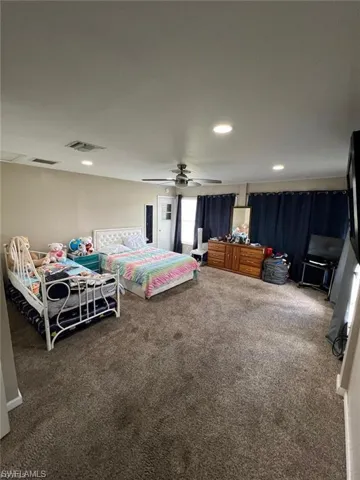 3914 4th St W, Lehigh Acres, Florida 33971