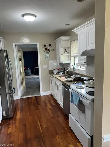 3914 4th St W, Lehigh Acres, Florida 33971