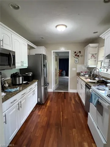 3914 4th St W, Lehigh Acres, Florida 33971