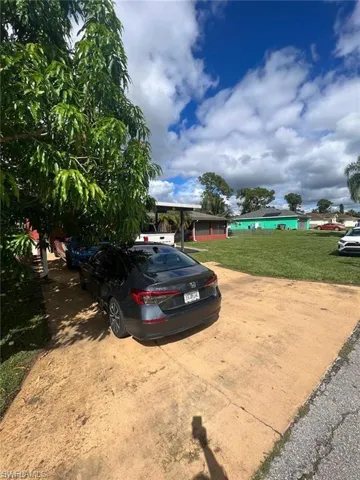 3914 4th St W, Lehigh Acres, Florida 33971