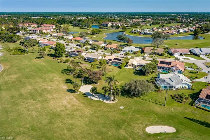 1268  Foxfire  LN, Naples, FL 34104