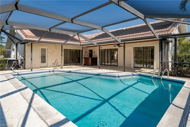 1268  Foxfire  LN, Naples, FL 34104