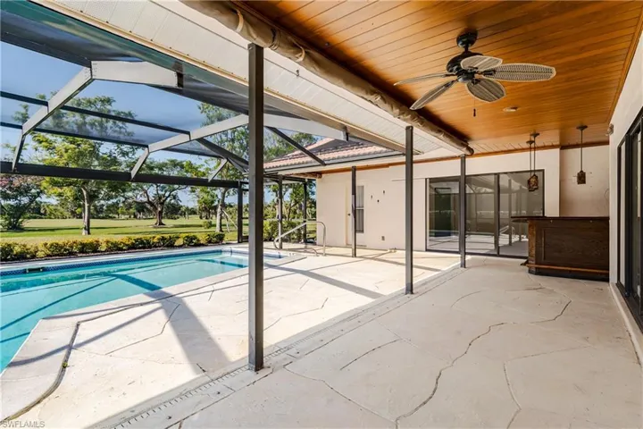 1268  Foxfire  LN, Naples, FL 34104