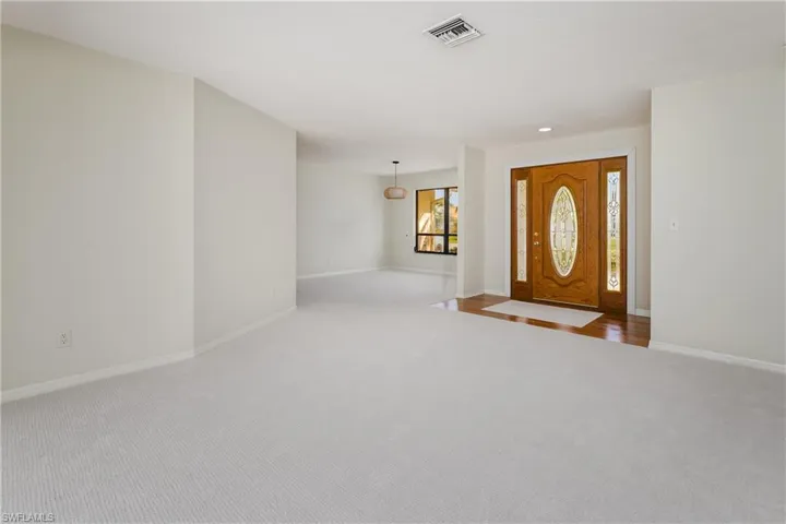 1268  Foxfire  LN, Naples, FL 34104