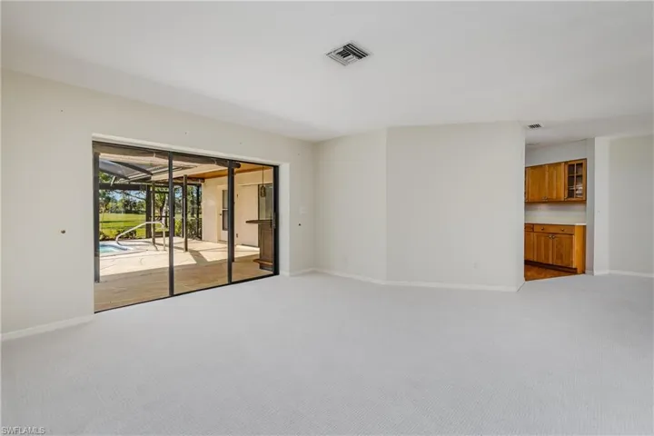 1268  Foxfire  LN, Naples, FL 34104