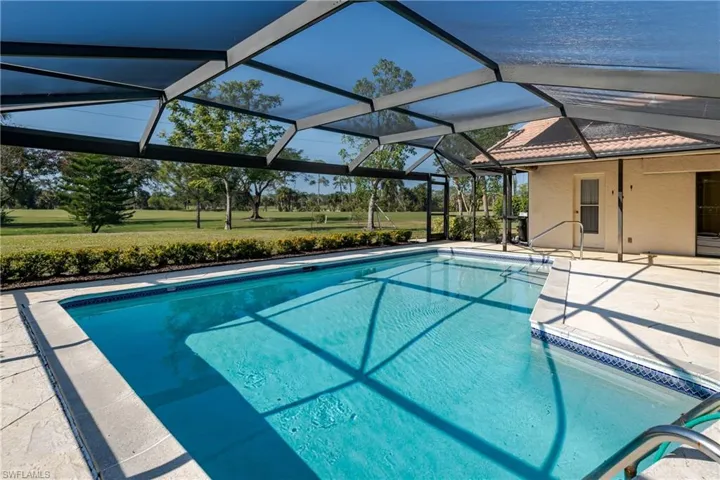 1268  Foxfire  LN, Naples, FL 34104