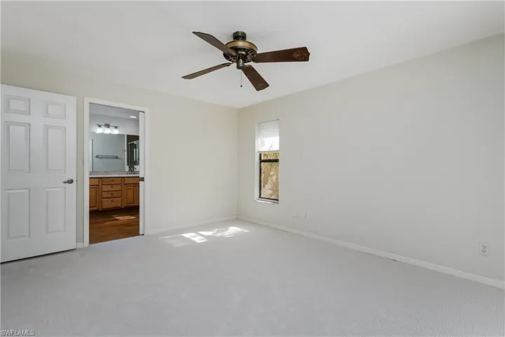 1268  Foxfire  LN, Naples, FL 34104