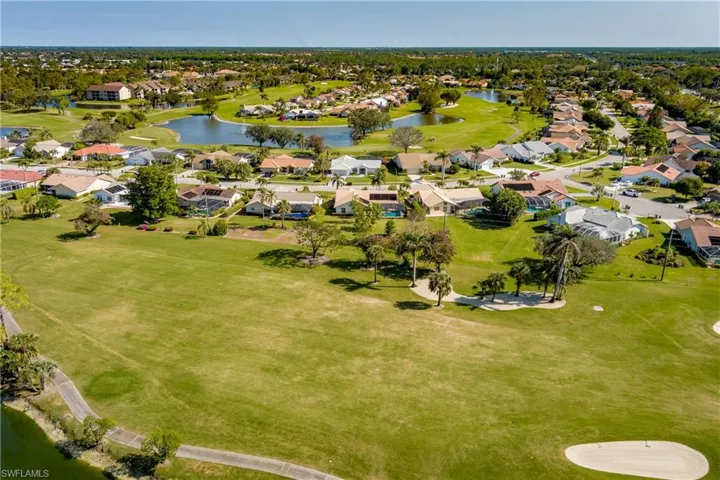 1268  Foxfire  LN, Naples, FL 34104