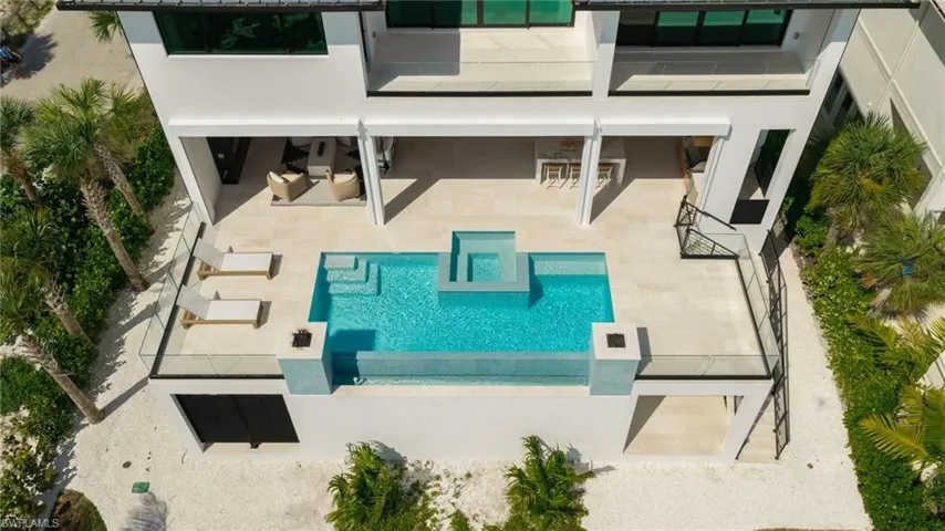 6100 Court St, Fort Myers Beach, Florida 33931