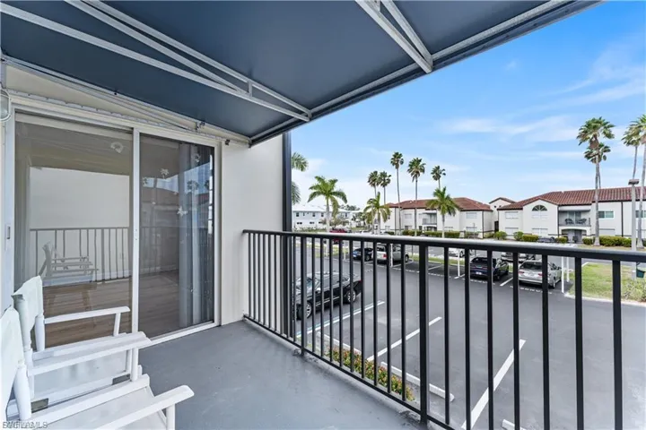 Balcony with a sunroom