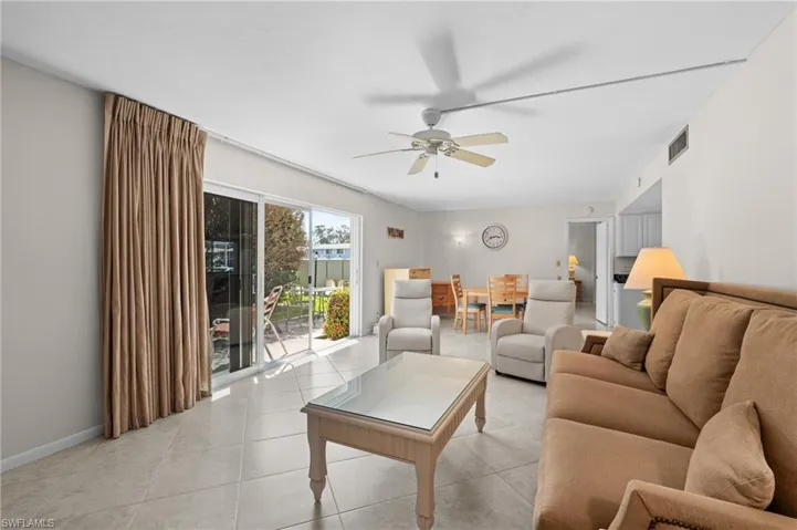 245  Palm  DR, Naples, FL 34112