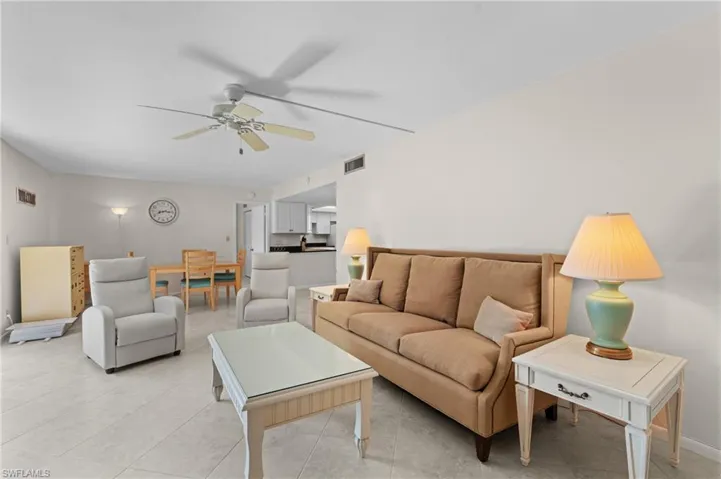 245  Palm  DR, Naples, FL 34112