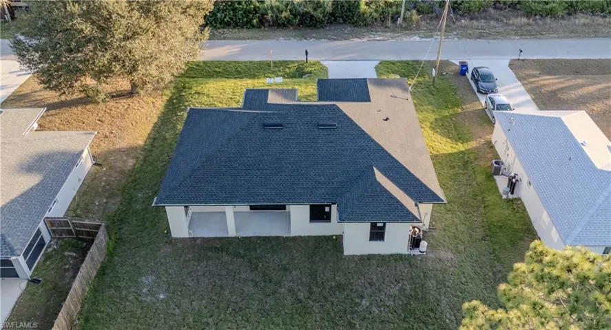Aerial view of property and surrounding area