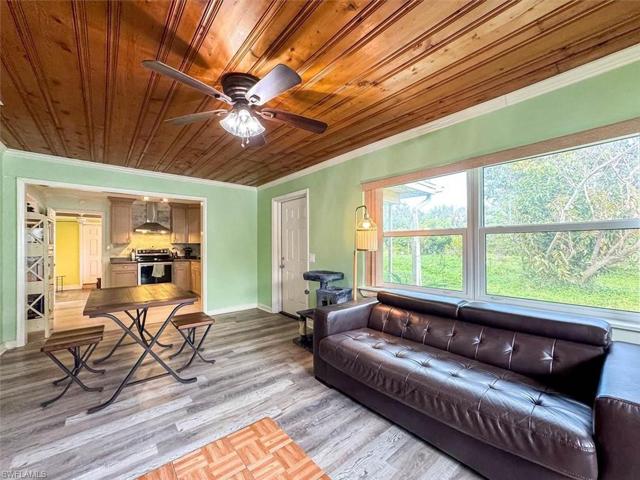 257 & 259  Evergreen  RD, North Fort Myers, FL 33903