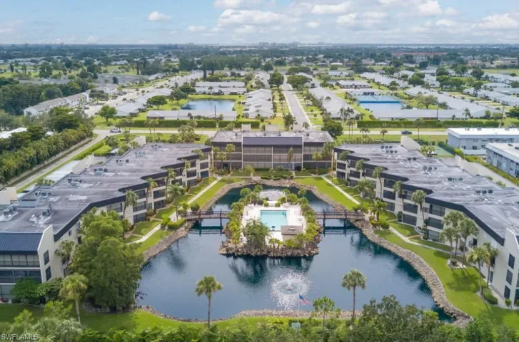 6979 Winkler Rd 322, Fort Myers, Florida 33919