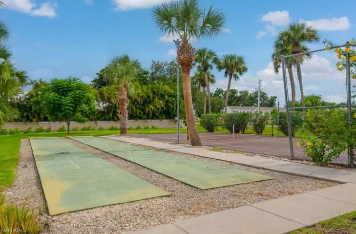 6979 Winkler Rd 322, Fort Myers, Florida 33919