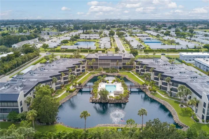6979 Winkler Rd 322, Fort Myers, Florida 33919