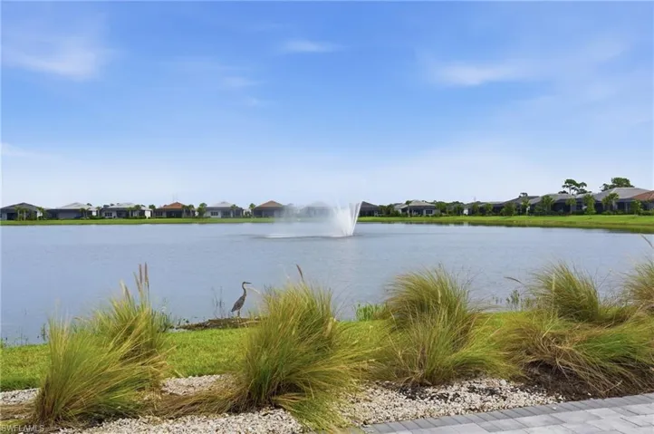 17306 Leaning Oak Trl, North Fort Myers, Florida 33917