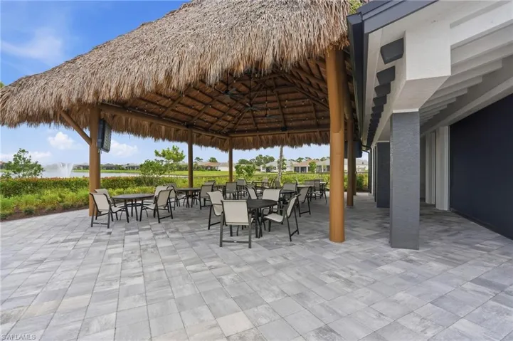 17306 Leaning Oak Trl, North Fort Myers, Florida 33917