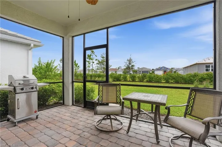 17306 Leaning Oak Trl, North Fort Myers, Florida 33917
