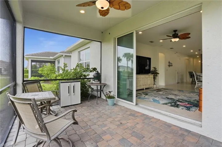 17306 Leaning Oak Trl, North Fort Myers, Florida 33917